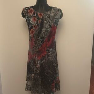 Cute floral dress light weight size M  42inches long